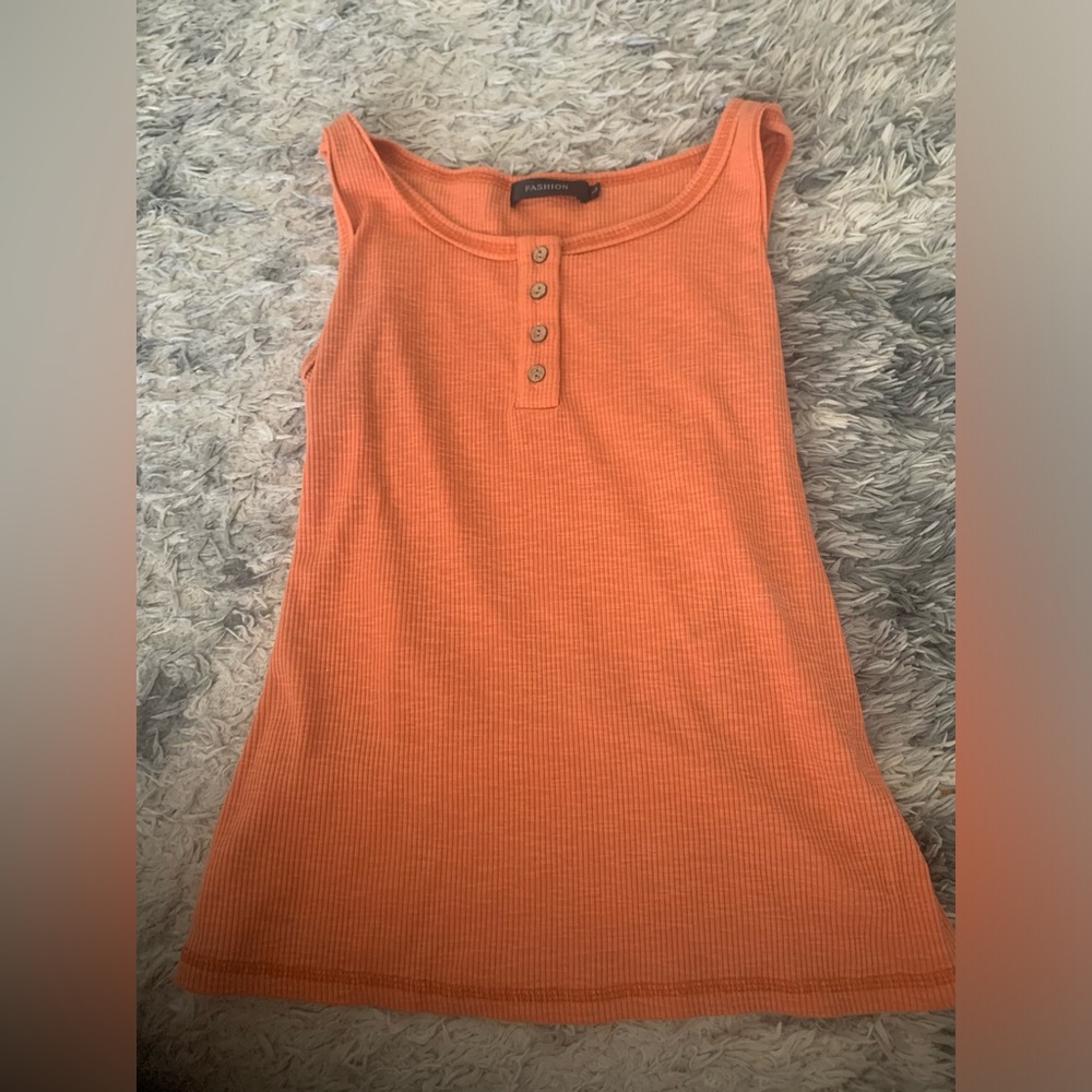 Button tank